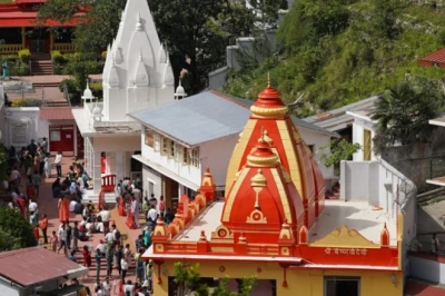 कैंची धाम स्थापना दिवस मेला: निजी वाहनों पर रोक, जानिए शटल सेवा और पूरा ट्रैफिक प्लान