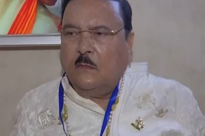 मदन मित्रा के आवास पर ईडी की दबिश, टीएमसी विधायक से जुड़े 8 ठिकानों पर तलाशी
