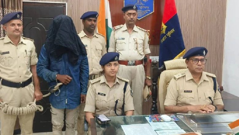 बगहा में पेड़ से लटका मिला विवाहिता का शव निकला हत्या, पति गिरफ्तार