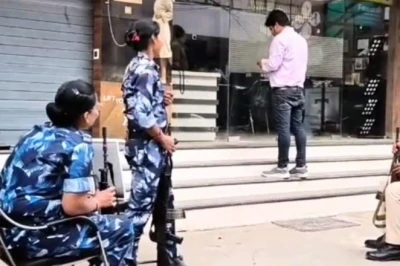 बेगूसराय में आयकर विभाग की छापेमारी, चर्चित कारोबारी के ठिकानों पर घंटों चली जांच, व्यापारी वर्ग में खलबली