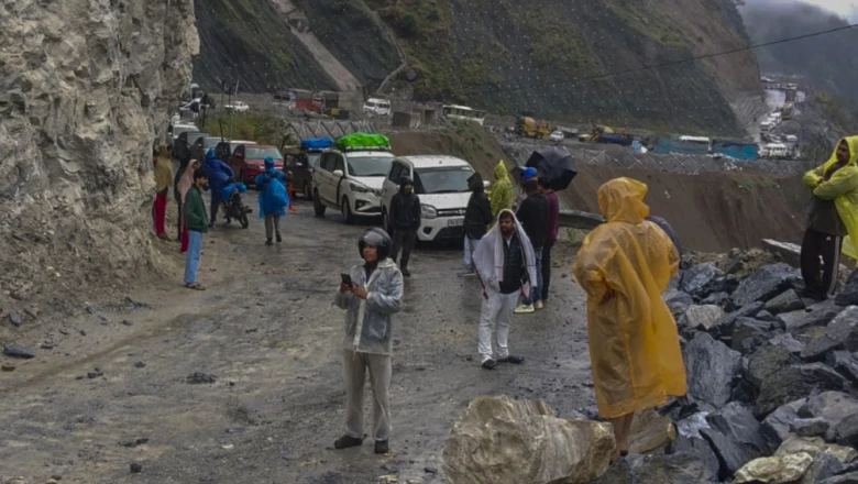 देश के दक्षिण और पूर्वी हिस्सों में जोरदार बारिश, राजस्थान में लू का अलर्ट; जानें कहां तक पहुंचा मानसून