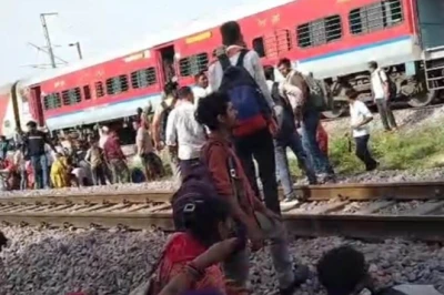 धौलपुर ट्रेन हादसा: मोबाइल फटने की अफवाह में दहशत, ट्रेन से कूदे यात्री दूसरी ट्रेन की चपेट में आए, चार की मौत