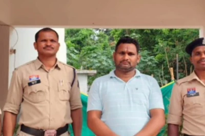 पटवारी भर्ती में नौकरी का झांसा देकर ठगी, कोंडागांव कांग्रेस के जिला महामंत्री हिरासत में, संगठन ने किया बाहर