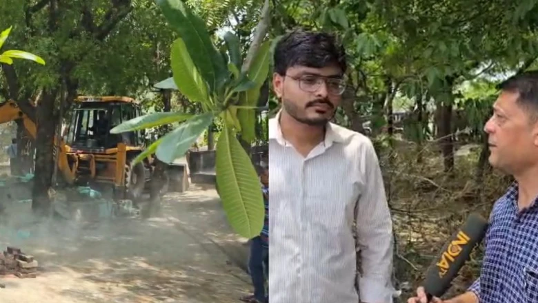 गाजियाबाद के लोनी में ग्रीन बेल्ट पर बनी अवैध मजार पर गरजा बुलडोजर, भारी पुलिस बल रहा मौजूद