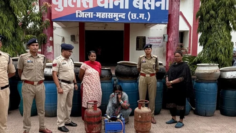 घर बना दिया अवैध शराब बनाने का अड्डा, घरेलू गैस से तैयार हो रही थी देसी शराब, पुलिस की छापेमारी