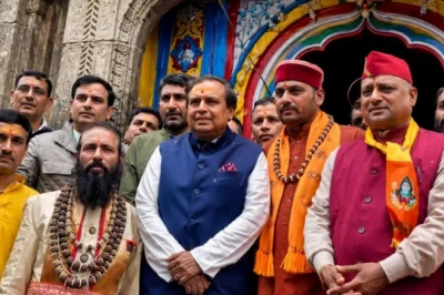 बद्रीनाथ-केदारनाथ धाम पहुंचे मुकेश अंबानी, दोनों तीर्थस्थलों को दिया कुल इतने करोड़ का दान