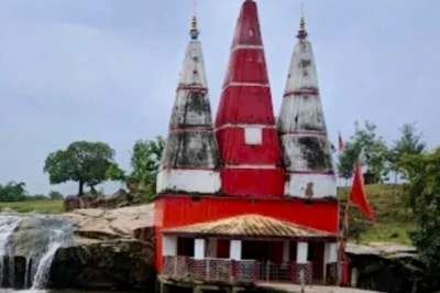गढ़वा का सतबहिनी झरना: गर्मी में तन को राहत और मन को सुकून देने वाला तीर्थ
