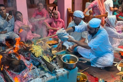 36 साल बाद गोपीनाथ आश्रम में उमड़े कश्मीरी पंडित, दिनभर चले हवन, भजन और कीर्तन