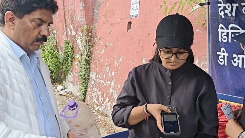 नैनीताल में अनोखी पहल: बोतल लौटाने पर मिलेंगे 2 रुपये, क्यूआर कोड से सीधे खाते में पहुंचेगी राशि