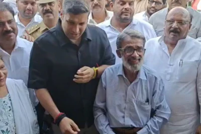 गाजियाबाद: 25 साल से दबंग के कब्जे में फंसी दुकान वापस मिली, बुजुर्ग दंपति ने डीएम को बताया 'हनुमान'