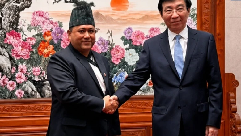 ‘भारत नंबर 1’ कहने वाले नेपाली विदेश मंत्री शिशिर खनाल पहुंचे चीन, मिला चौंकाने वाला ‘सरप्राइज’