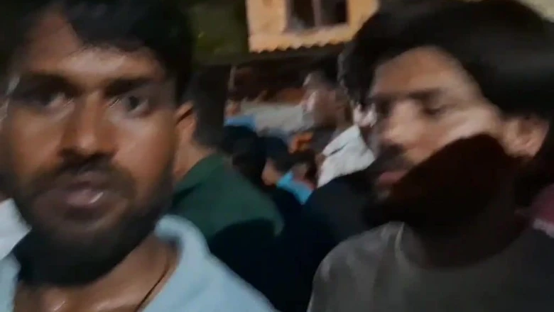 अंबाला की पुरानी सब्जी मंडी में जर्जर दुकान का छज्जा गिरा, मलबे से निकाले गए तीन लोग