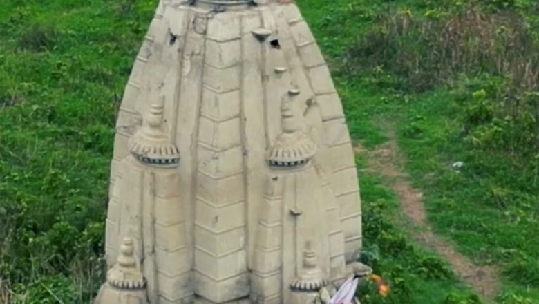भद्रेश्वर महादेव: सदियों पुराना यह शिवालय बना अनसुलझी पहेली, हर वर्ष आधा इंच जमीन में समाता मंदिर