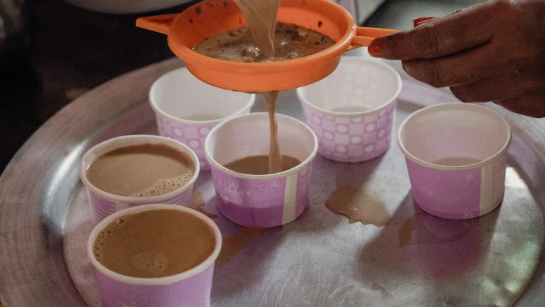पेपर कप में गरम चाय-कॉफी पीना सेहत के लिए खतरा, भोपाल CMHO ने जारी की चेतावनी