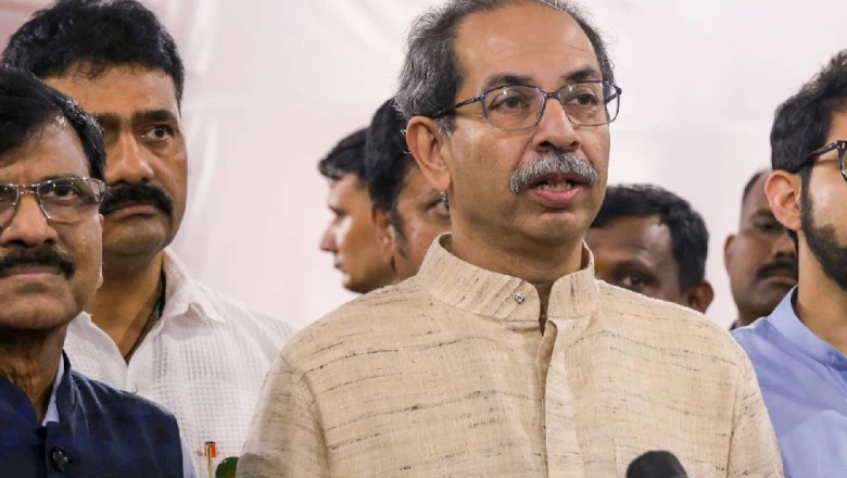 संजय राउत का सनसनीखेज दावा: 'दलबदल के लिए सांसदों को दिए जा रहे हैं 15-15 करोड़'