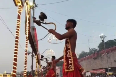 शिप्रा आरती बनी पर्यावरण का मंच, ढाई लाख श्रद्धालुओं ने ली नदी स्वच्छता की शपथ
