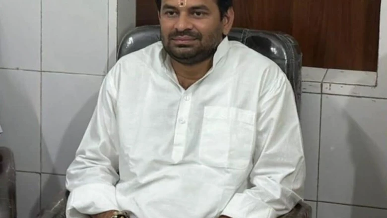 Tej Pratap Yadav ने सचिवालय थाना में दर्ज कराई शिकायत, Anushka के भाई Akash पर लगे गंभीर आरोप