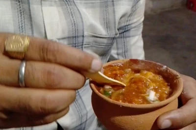 मिर्जापुर की मशहूर हींग वाली चाट: 10 साल से बरकरार है इसका स्वाद, कीमत जानकर हो जाएंगे हैरान