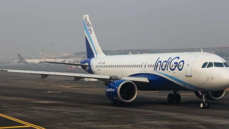 Kolkata एयरपोर्ट पर इंडिगो फ्लाइट पर गिरी आसमानी बिजली, 147 लोग थे सवार