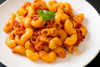 शाम के स्नैक्स में कुछ नया खाना है, तो बनाएं चटपटी Masala Macaroni