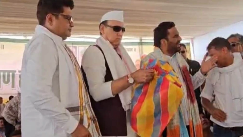 भरतपुर में जाट आरक्षण सभा के दौरान हंगामा, हनुमान बेनीवाल की टिप्पणी से नाराज होकर मंच छोड़कर निकले भाजपा विधायक