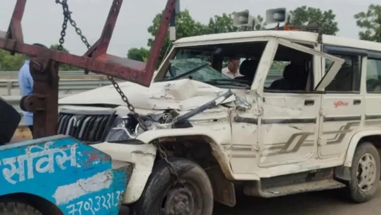 यमुना एक्सप्रेसवे पर दर्दनाक हादसा, विधायक के काफिले को ट्रक ने मारी टक्कर, एक पुलिसकर्मी की मौत