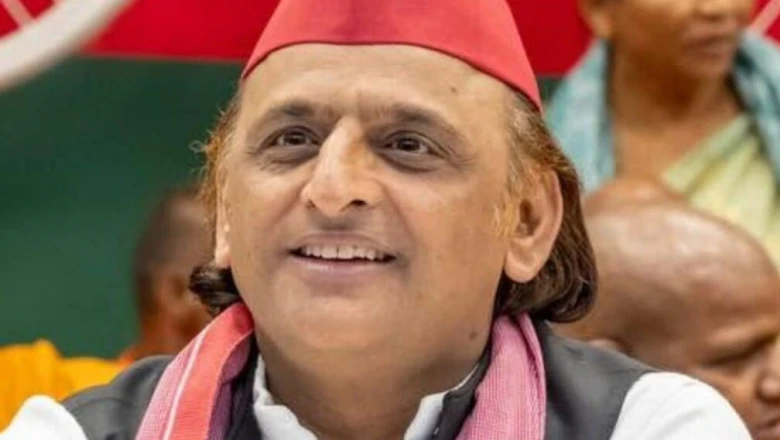 बीजेपी के गढ़ सरोजनीनगर में अखिलेश यादव का बड़ा दांव, साइकिल और हैंडल को लेकर चर्चा तेज