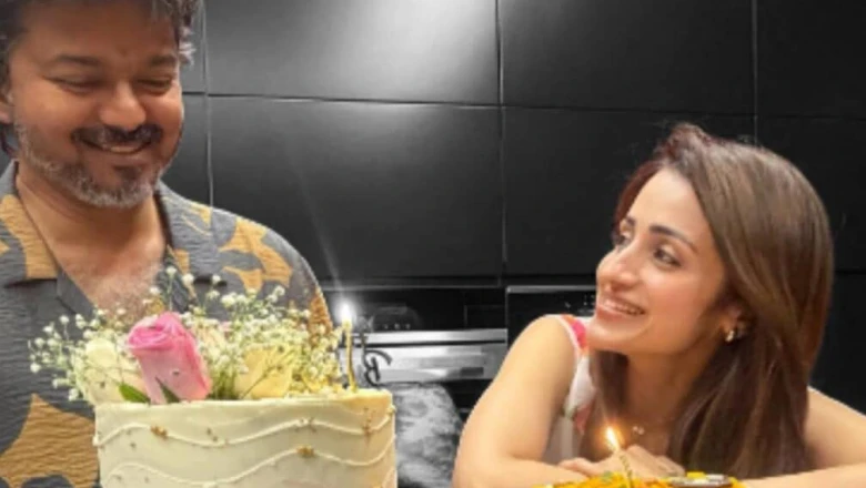 थलापति विजय को प्यार भरी नजरों से देखती दिखीं तृषा कृष्णन, ब्रेकअप की अटकलों पर लगा पूर्ण विराम