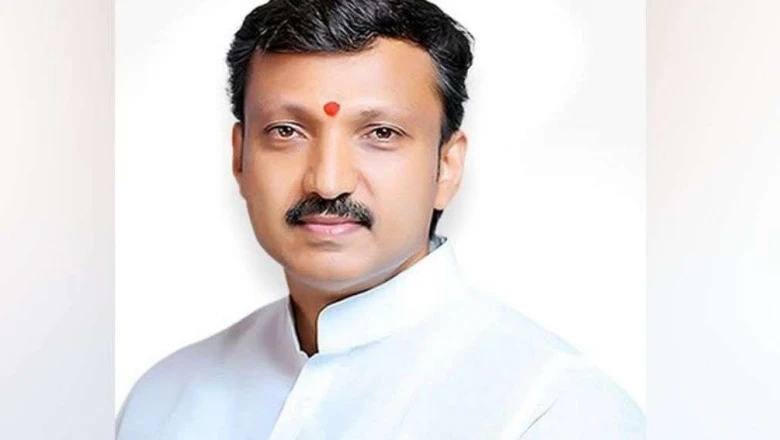 उद्धव ठाकरे का साथ छोड़ने वाले सांसद ओमराजे निंबालकर ने खोली राज, बताई पाला बदलने की असली वजह