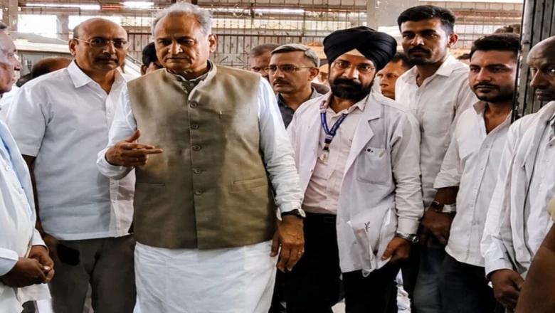 जोधपुर: प्रसूताओं की बिगड़ी तबीयत पर सक्रिय हुए अशोक गहलोत, अस्पताल पहुंचकर लिया हालचाल