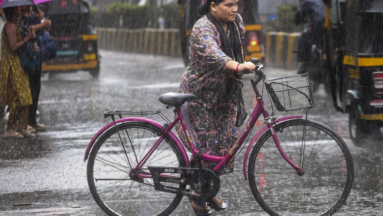 मुंबई में प्री-मानसून बारिश से मिली उमस से राहत, अगले 48 घंटों में मानसून दस्तक देने को तैयार