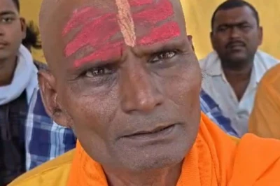 उत्तर प्रदेश: सीतापुर में पिता-पुत्र ने छोड़ा इस्लाम, सनातन धर्म में की 'घर वापसी'