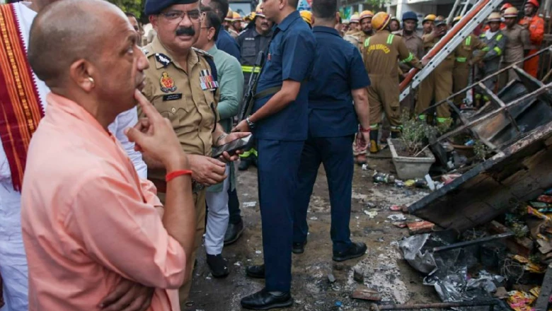 लखनऊ अग्निकांड के बाद एक्शन में योगी सरकार, बेसमेंट में कोचिंग और नर्सिंग होम पर लगाई रोक