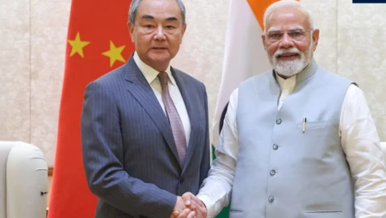भारत-चीन संबंधों में नई हलचल, प्रधानमंत्री मोदी से मिले चीनी विदेश मंत्री वांग यी