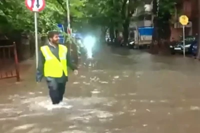 मुंबई में मानसून का रौद्र रूप: भारी बारिश से थम गई रफ्तार, रेड अलर्ट जारी