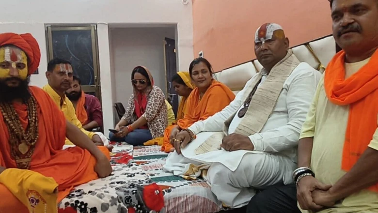 अयोध्या में अरविंद केजरीवाल का कड़ा विरोध, संतों ने दी काला झंडा दिखाने की चेतावनी