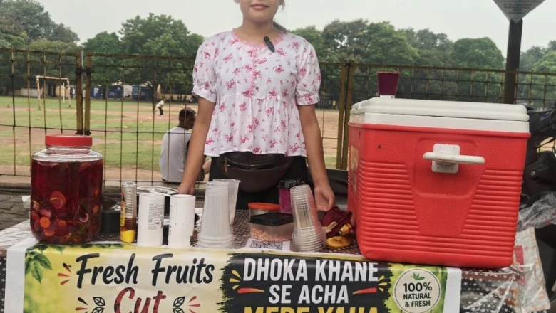 जमशेदपुर: स्कूटी पर हेल्दी शेक्स बेचकर छाईं 25 साल की मोनिका, अनोखे स्लोगन ने जीता ग्राहकों का दिल