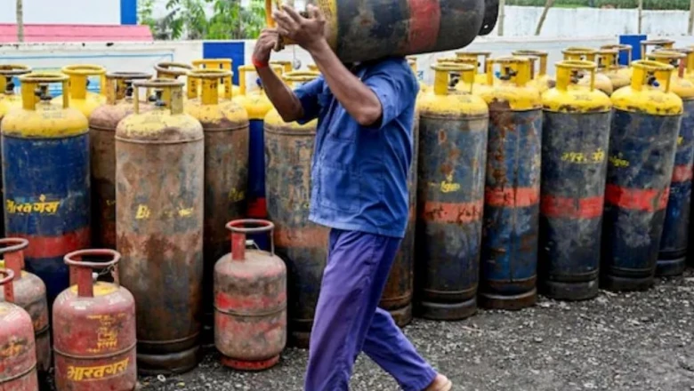 इंडस्ट्रियल और कमर्शियल LPG ग्राहकों को बड़ी राहत, सरकार ने पाबंदियों में दी ढील