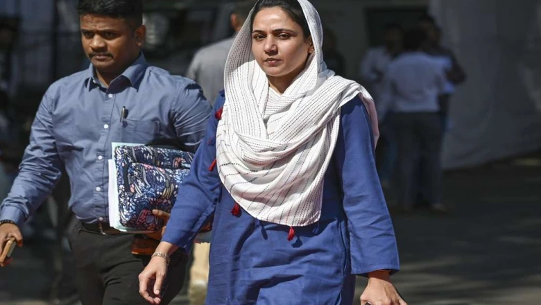 महाराष्ट्र विधानसभा में एनसीपी विधायक सना मलिक का विवादित बयान, इस्लामिक कानून की वकालत से मचा घमासान