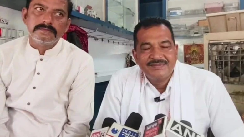 78 साल की आजादी के बाद भी बदहाल है बड़वानी का सागमाल गांव, ग्रामीण खुद सड़क बनाने को मजबूर