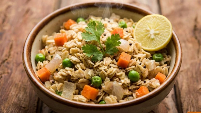 वजन घटाने के लिए नाश्ते में ट्राई करें मसालेदार ओट्स उपमा, जानिए बनाने की आसान विधि