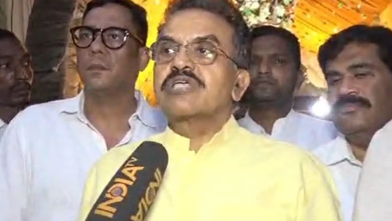 उद्धव ठाकरे के खेमे में मची हलचल, संजय निरुपम का दावा- 15 से 16 विधायक पाला बदलने को तैयार