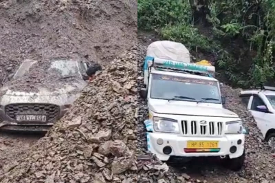 देश भर में मानसून की हलचल, बंगाल-सिक्किम में भारी बारिश का अलर्ट और शिमला में सड़कों पर भरा सैलाब