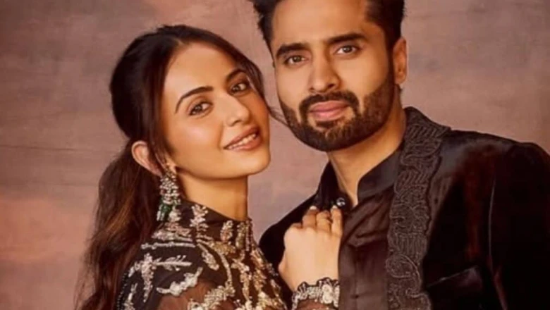 डेटिंग ऐप 'राया' पर क्या जैकी भगनानी का है अकाउंट? 'सिचुएशनशिप' बयान के बाद फिर विवादों में घिरे अभिनेता