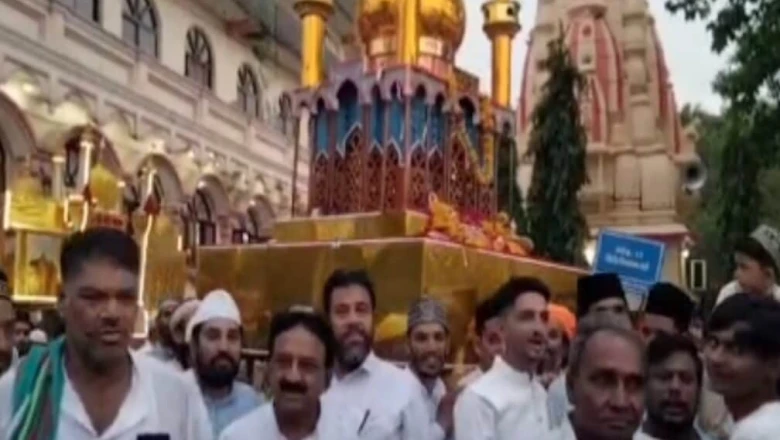 खरगोन में मोहर्रम के मौके पर कर्बला के लिए रवाना हुए 40 से अधिक ताजिए, सुरक्षा के लिए ड्रोन से रखी जा रही निगरानी