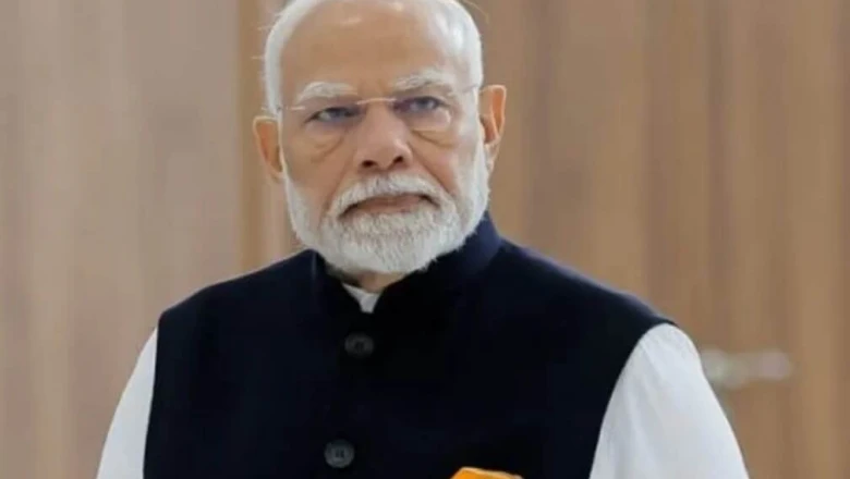 पीएम मोदी की कैबिनेट में बड़े बदलाव की तैयारी, जानिए कौन होगा बाहर और किसे मिलेगी जगह