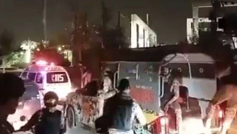 पाकिस्तान के कराची में रेंजर्स ऑफिस पर बड़ा हमला, कई धमाकों और गोलीबारी से दहला शहर