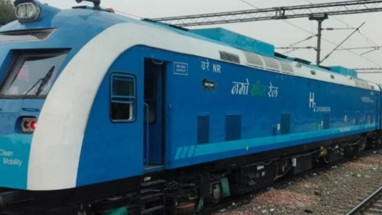 बरेली रेलवे स्टेशन पर 30 दिनों का मेगा ब्लॉक: 5 जुलाई से 3 अगस्त तक कई ट्रेनें रद्द, चेक करें पूरी लिस्ट