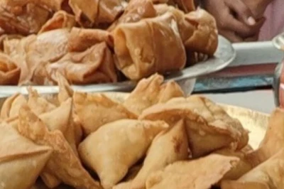 छपरा के मशहूर रामजी समोसे का जादू: 15 साल से स्वाद के दीवाने हैं लोग, जानें क्यों खास हैं यहां के पकवान