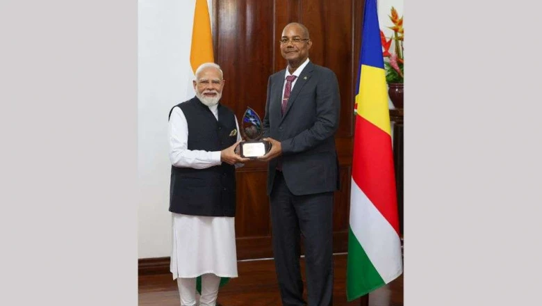 नरेंद्र मोदी का वैश्विक प्रभाव: सेशेल्स के सर्वोच्च सम्मान 'गार्जियन ऑफ द ब्लू होराइजन' से नवाजे गए प्रधानमंत्री